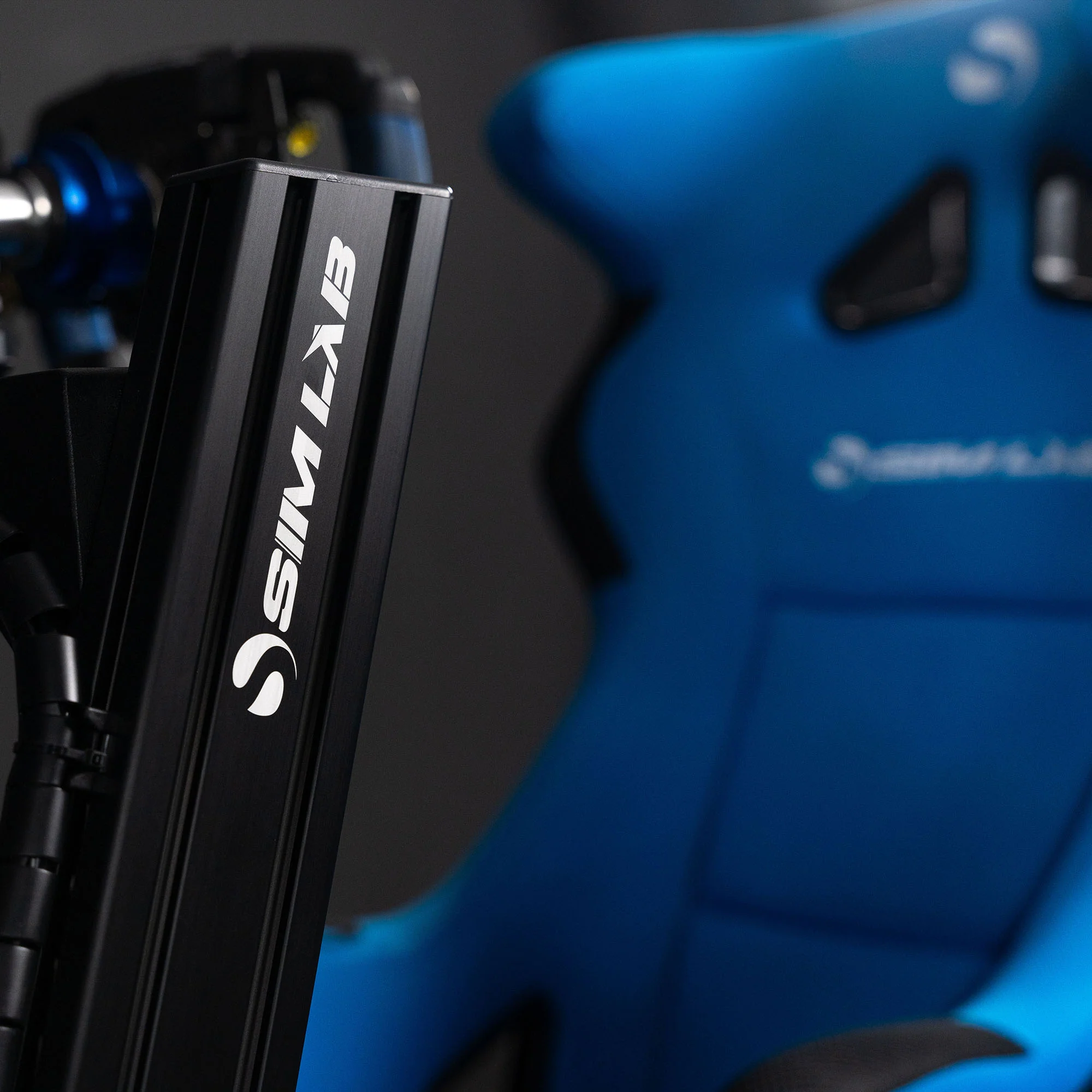 GT1 Pro Sim Racing Cockpit - Image 8